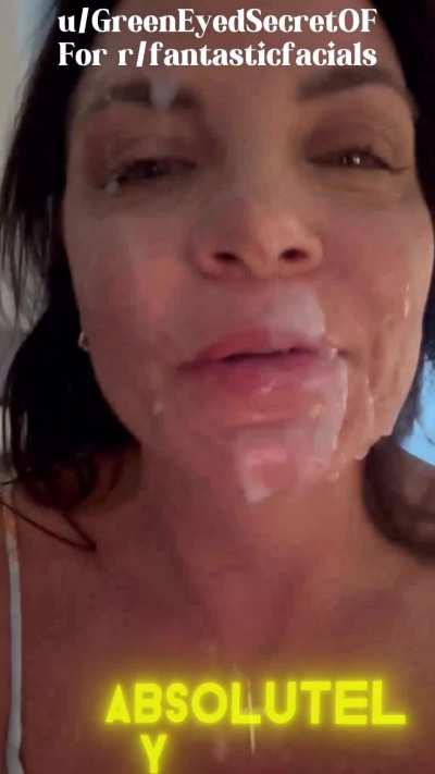 Cum see why Beth (u/GreenEyedSecretOF)’s neighbors love when she’s around: