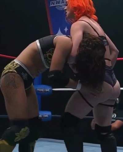 Gigi Dolin's greatest attire! 🍑