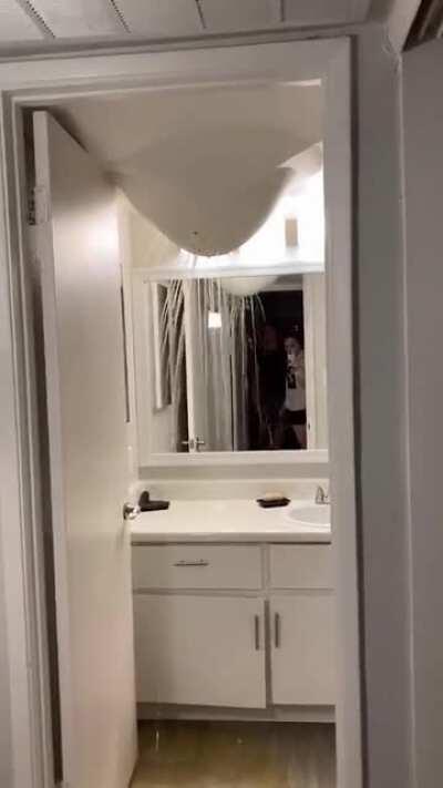 de esto pasé a hacer el video lyrics