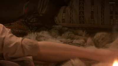 Daenerys Targaryen and Khal Drogo Sex Scene in Game of Thrones