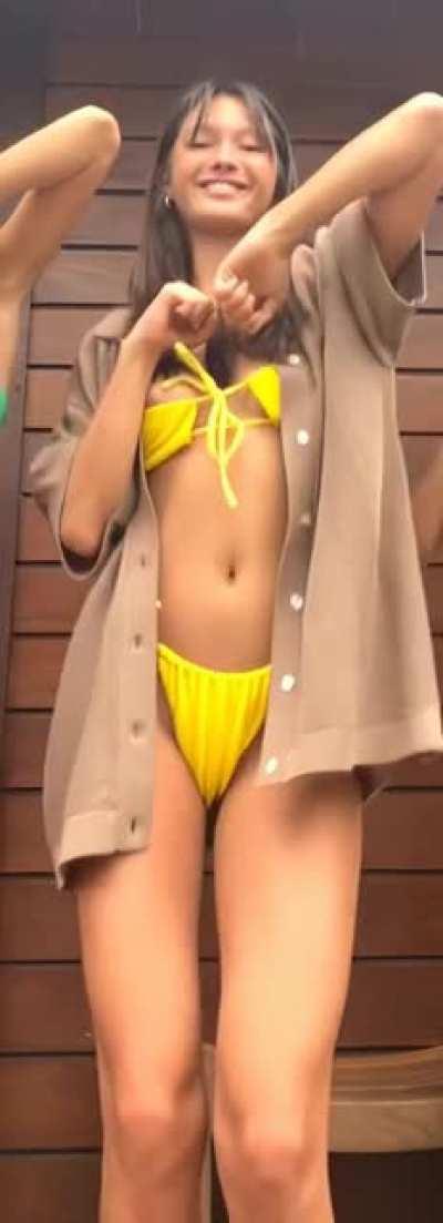 Lily Chee - IG/TikTok 