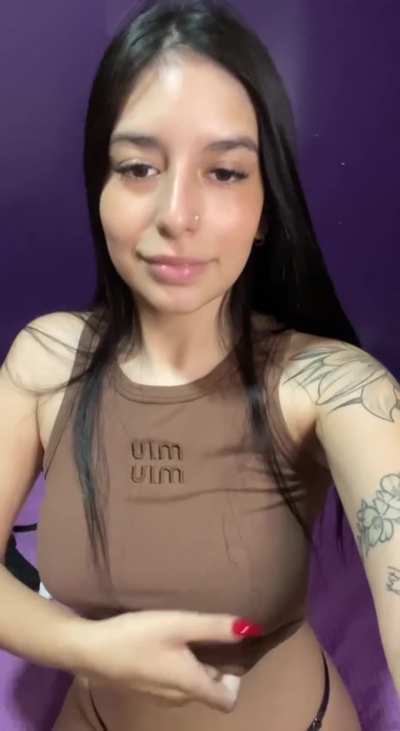 Do I even look pretty? 🥺