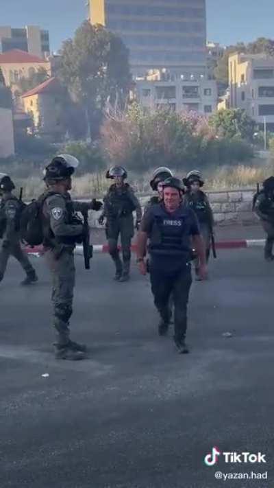 IDF being rough with the press