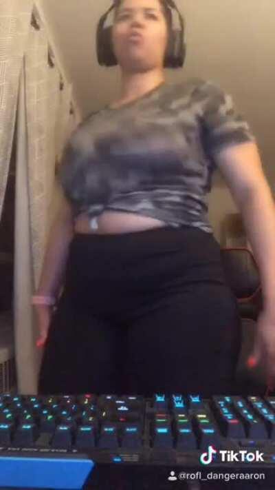 My tiktok got banned cause I also did this ‘dance’ naked 😬😘