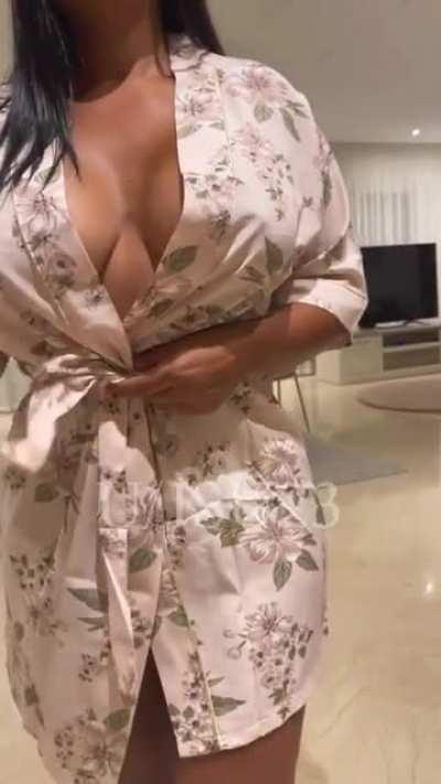 41yo mom, raise your hand if you’d fuck me