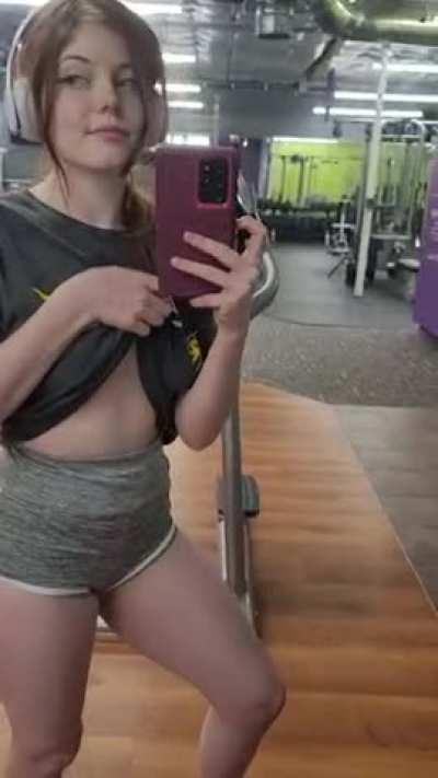 Showing off for the security cams at my gym ;)