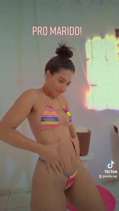 NAJ FERREIRA VISIVELMENTE LISINHA !!!!!