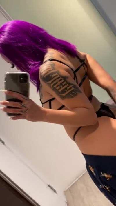 This The Fit She Was Wearing In The DDG Collab The Day He Hit 😂