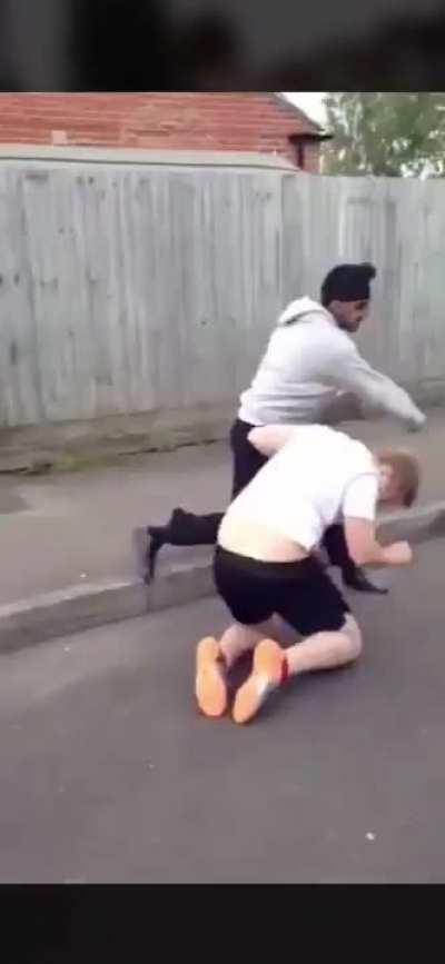 most civilized and strong brit (🤢🤢🤢🤢) vs weakest sikh chad