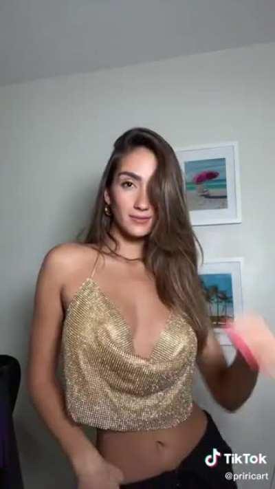 Goddess Priscilla, glitter and glamor princess