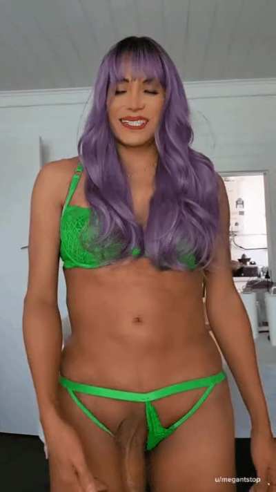 Mommy's gonna fill you up, do you want to?