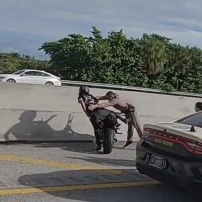 Running from the cops 🚓