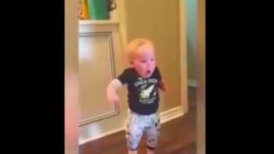 Me when i hear Be careful, enemy molotov. Turn on the 🔊