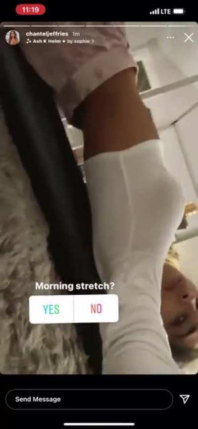 Look at those damn nipples 😛😩