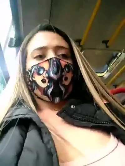 Hot Girl Fingering Her Pussy in The Bus