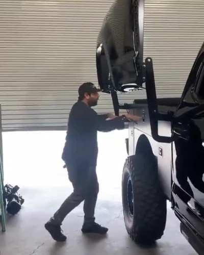 Amazing secret compartment for your toolbox.