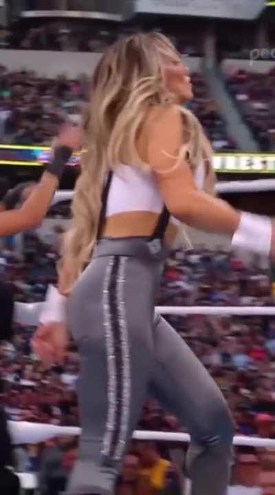 Trish Stratus
