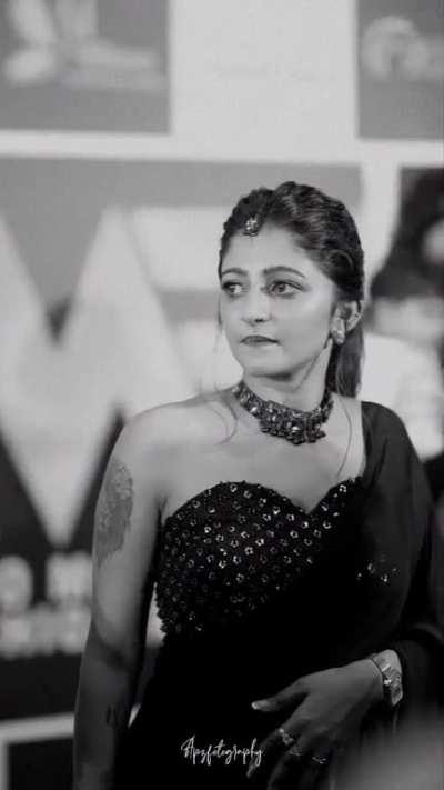 Ashika Ashokan 🖤✨