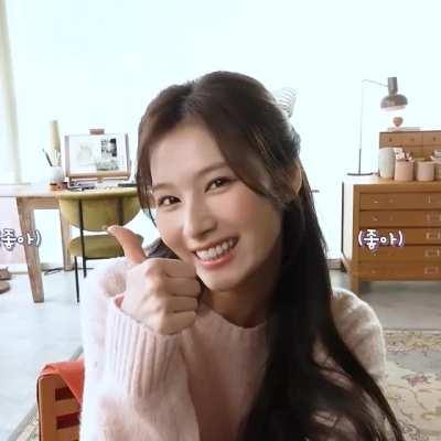 230104 - Sana approves