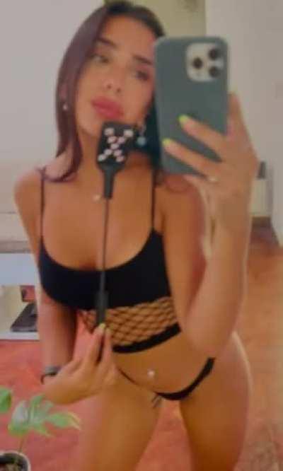 Do you want to come and play with mommy?