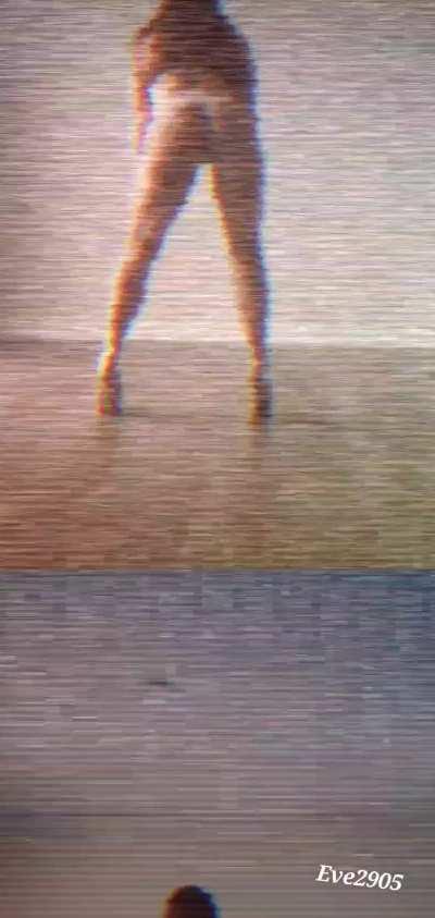 Dance (f)or style points