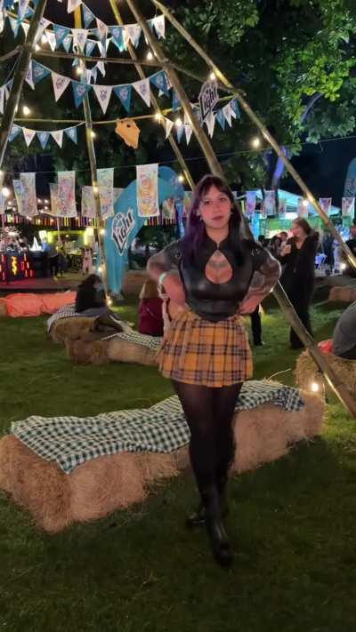 Last night I went to a concert and this was my outfit