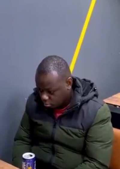 Tranqui tata, aguantamos otro dia sin stream