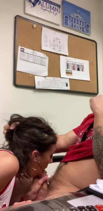 How I tell my boss I’m sorry the reports were late 😏