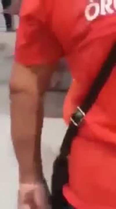 Uniteam supporters in Tarlac lining up for their loot bag