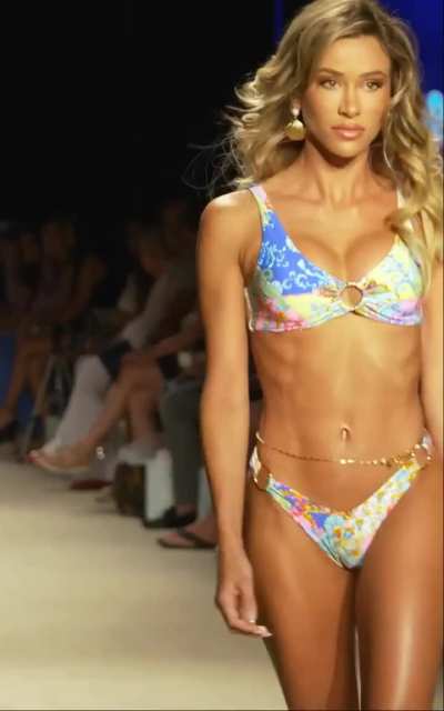 Walking for Luli Fama, Miami 2024