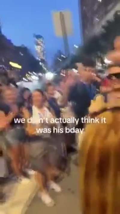 A group of ladies sang “Happy Birthday” to a random man as a prank, but it turned out it was actually his birthday. 😅❤️