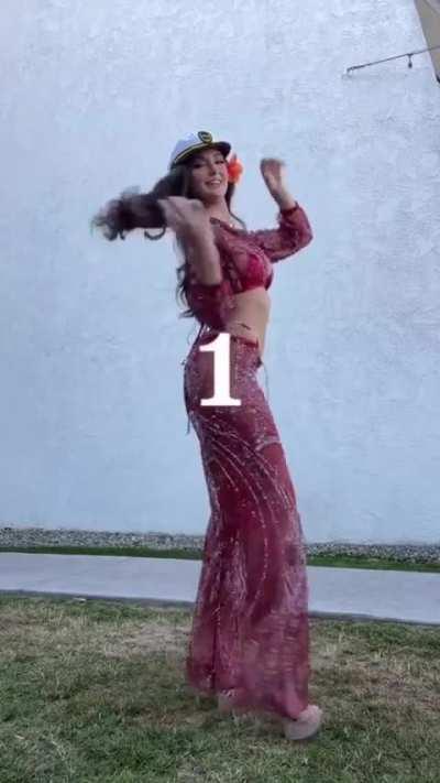 How fast can she pose?