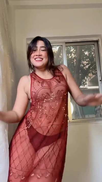 Sofia Ansari dancing hottie 🥵