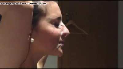 College amateur takes huge facial and unhappily cleans herself up