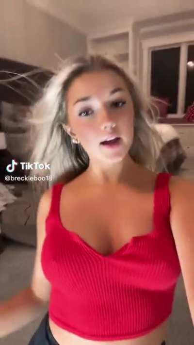 Finally shows off those nips