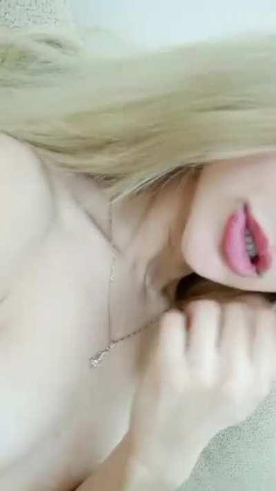 Tango Beyaz Gömlek Şov