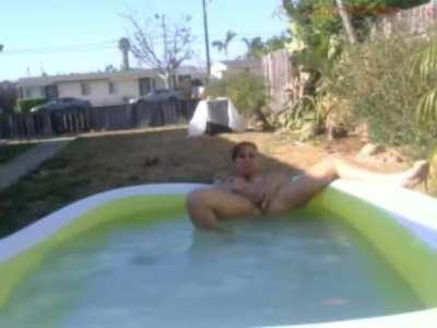 sexy fit milf squirting in her backyard