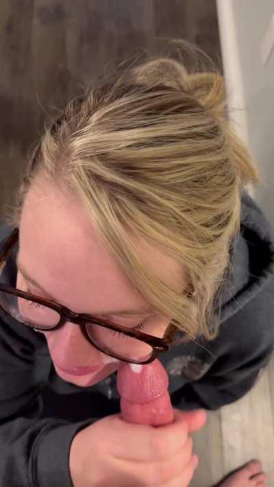 Milked his thick load on my face when he got home from work