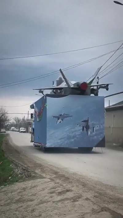 PURE CACUSIAN MOMENT 🐺