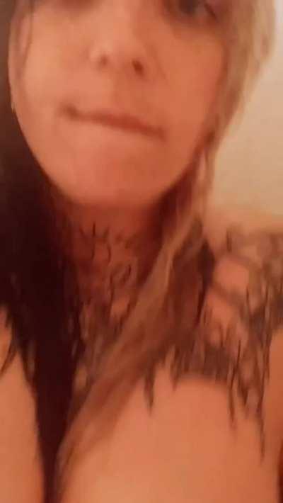 I think I need an extra hand 💦