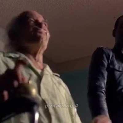 No es reposteado soy nuevo y no vi a nadie subiendo este meme ;)