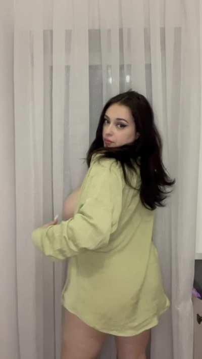 Milfs are hornier than young ladies, trust me;)