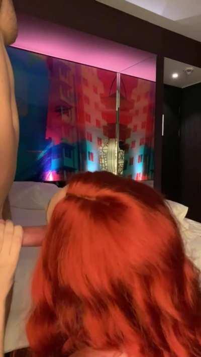 My first real blowjob vid hope you like me how i suck a cock. I can say it was so good 🤤😘