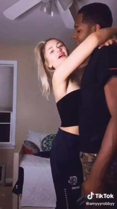 His Queen Makes Him Happy👸🏼🤴🏿