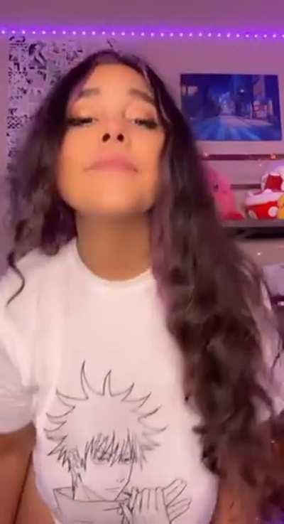 Can I be your caramel Latina crush?