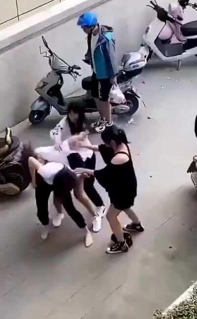 母蜘蛛Combat season II ^_^