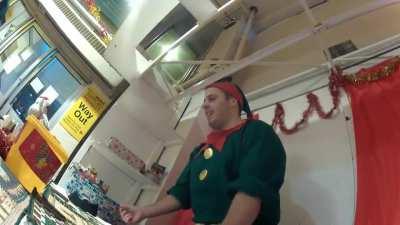 Wrapping presents on Ketamine. (Work on Drugs 2 - Sam Briggs) full link in comments.