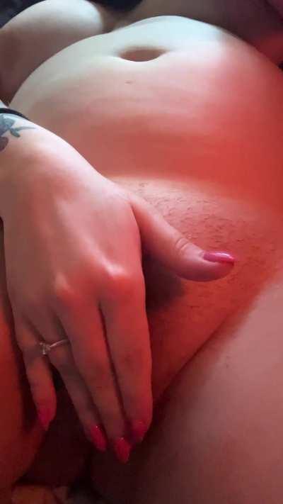 Lemme sit on your face (f)