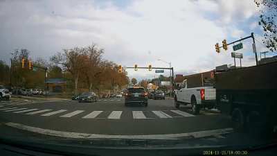 [OC] never a dull moment in NoVa (TNO-pilled headphone warning)