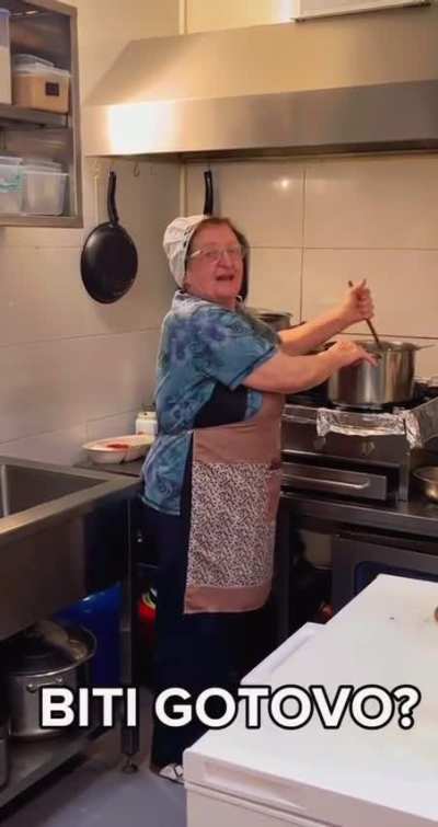 Ne spuštajte tenzije, gotov je